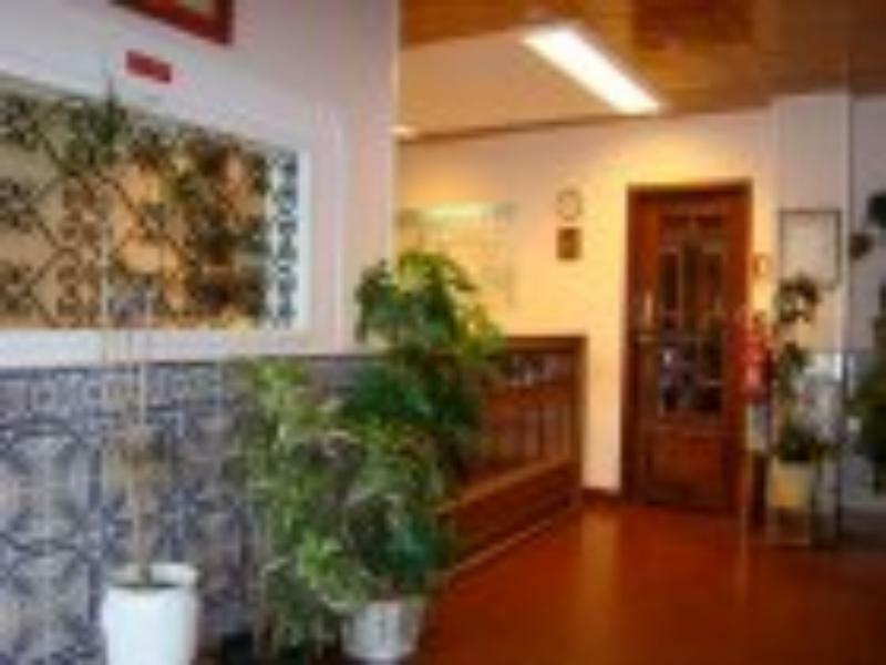 Residencial Pica Pau Hotel Estoril Exterior photo