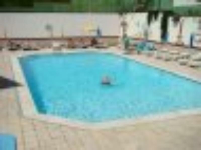 Residencial Pica Pau Hotel Estoril Exterior photo